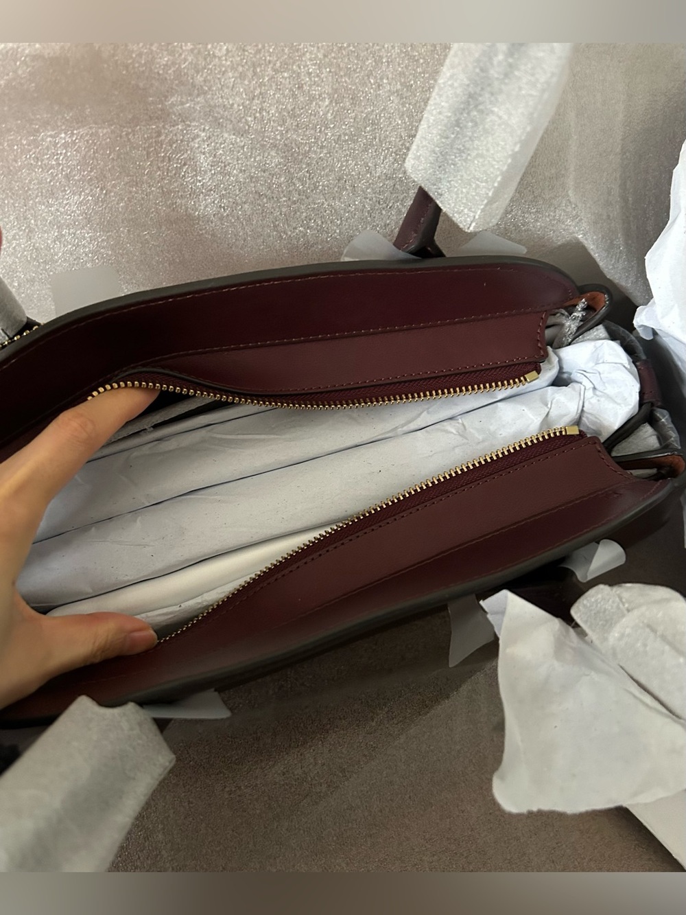 Coach Empire Carryall Bag 34 - Picture 5 of 9